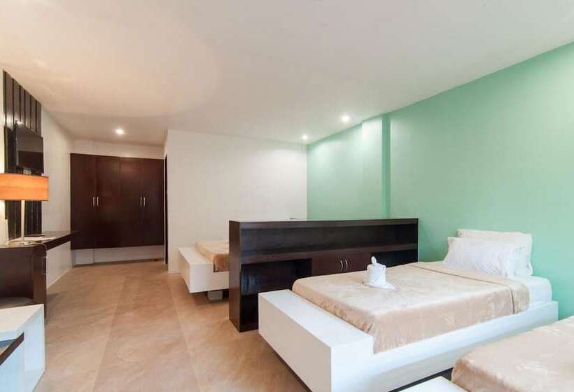 Отель Amable Suites