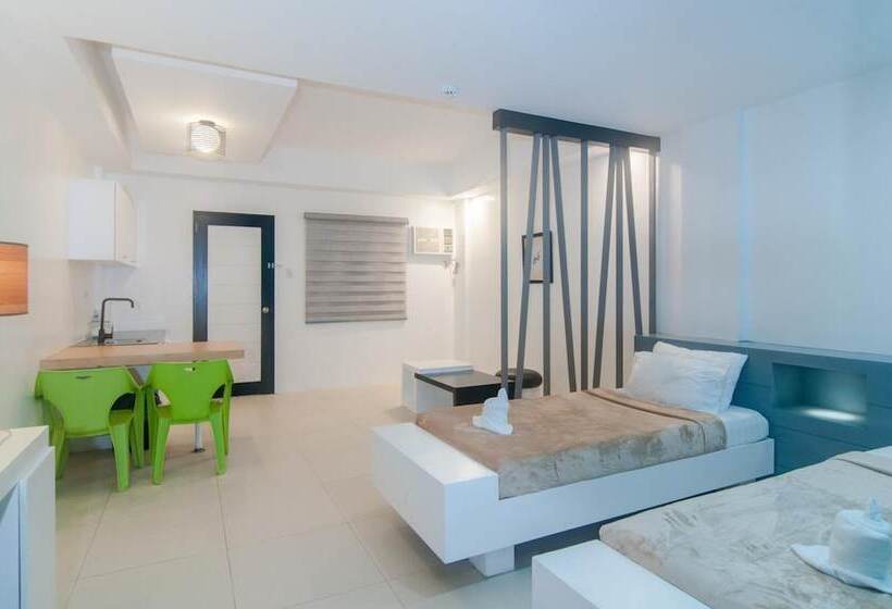 Отель Amable Suites