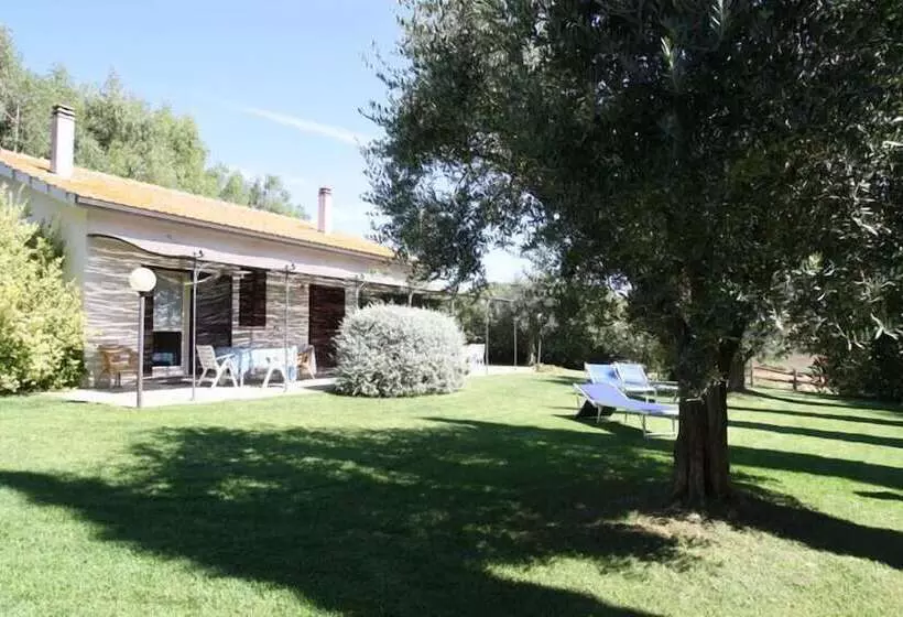 هتل Agriturismo Peretti