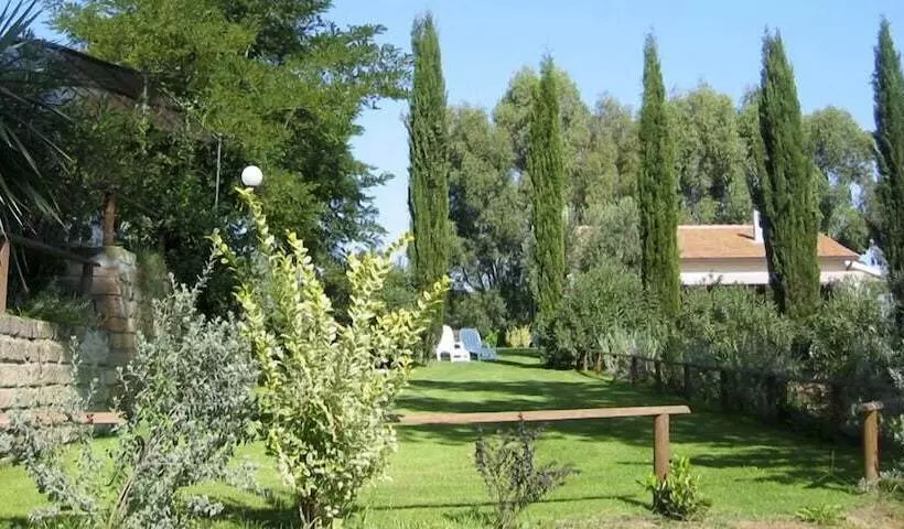 هتل Agriturismo Peretti