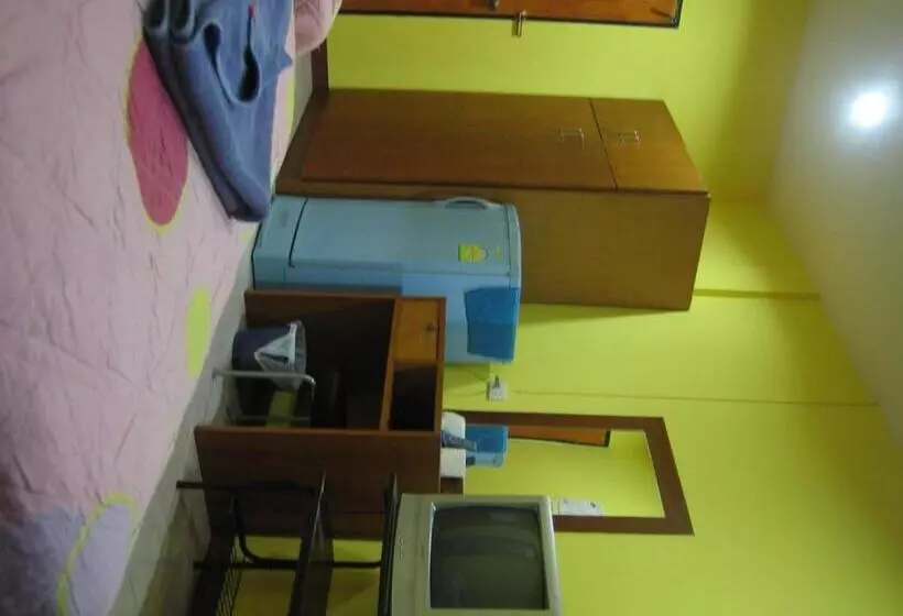 Hotel Andaman Place Guesthouse - Patong Beach