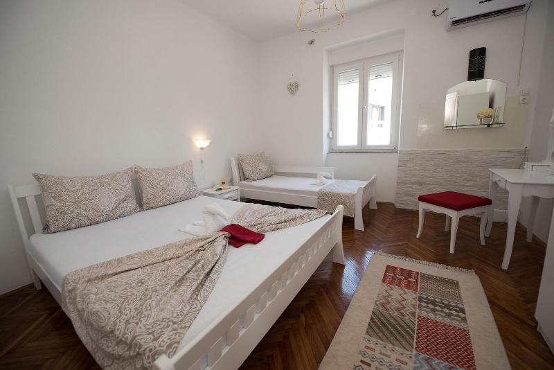 فندق Apartments Smoky