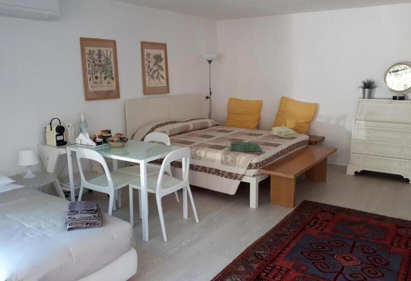 בית מלון כפרי Bed & Breakfast San Lazzaro Room