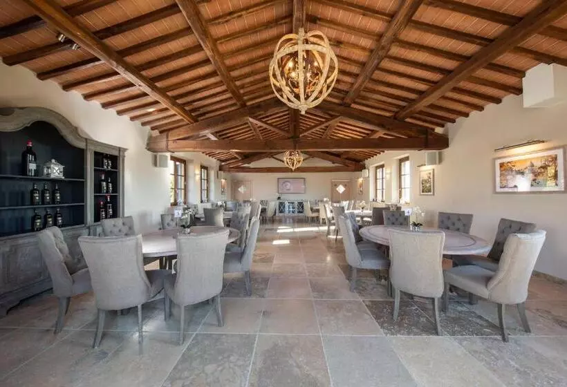 ホテル Borgo Argiano