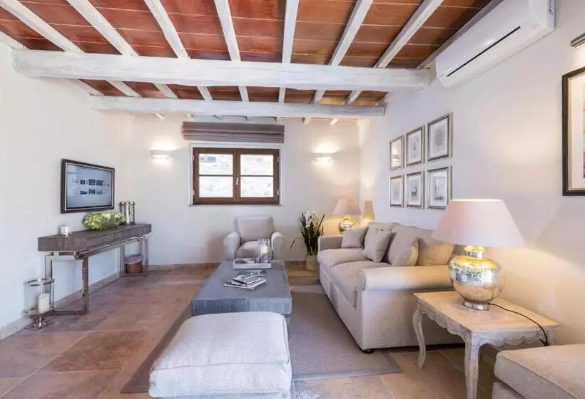 ホテル Borgo Argiano