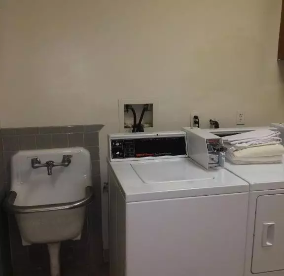 ホテル Dc International Hostel 1