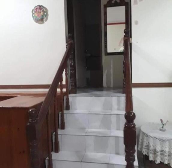 בית מלון כפרי De Hagan Transient Baguio City