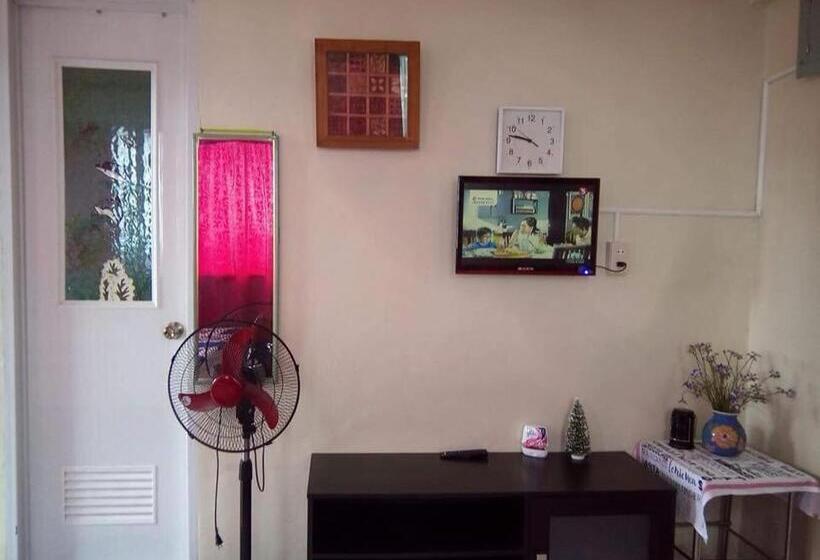 בית מלון כפרי De Hagan Transient Baguio City