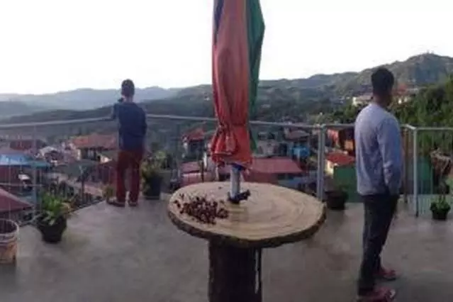 ホテル De Hagan Transient Baguio City