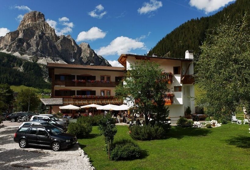 בית מלון כפרי Garni Raetia