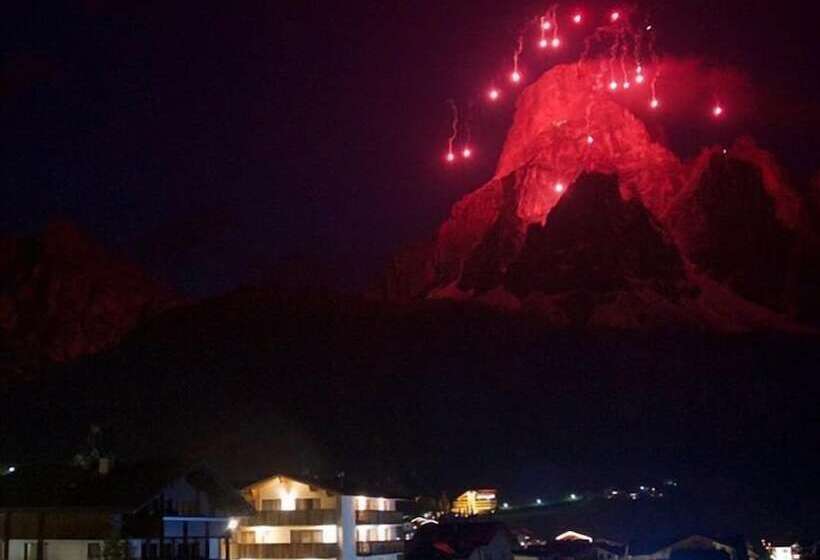 בית מלון כפרי Garni Raetia