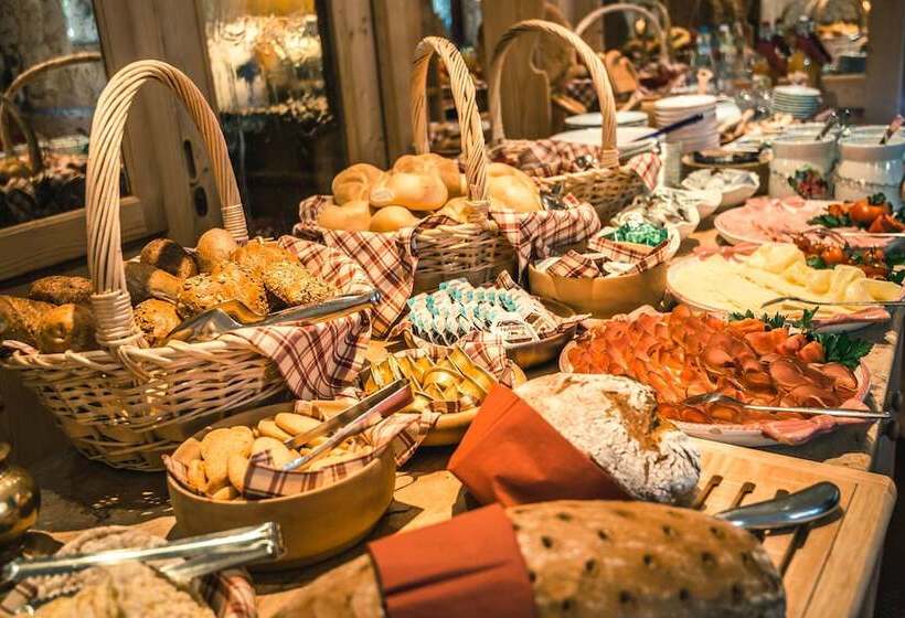 בית מלון כפרי Garni Raetia