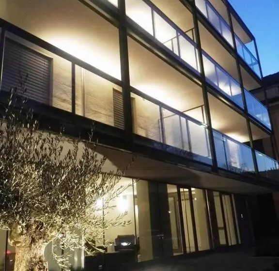 هتل La Perla By Sedar