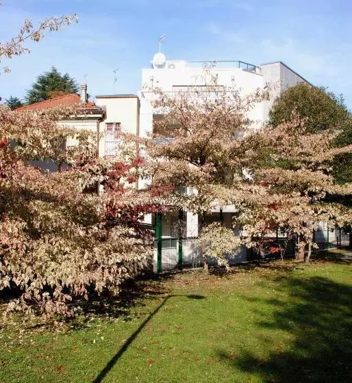 هتل La Perla By Sedar