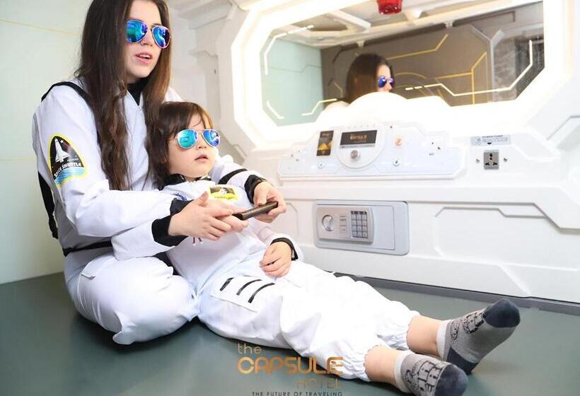 בית מלון כפרי The Capsule