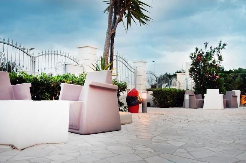 酒店 Villaggio Pineta Al Mare   Campground