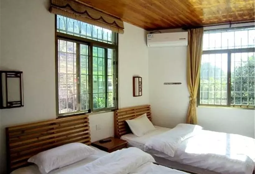 Hotelli Zhangjiajie Tongfu Inn
