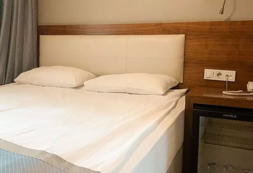 هتل Reikartz 2017