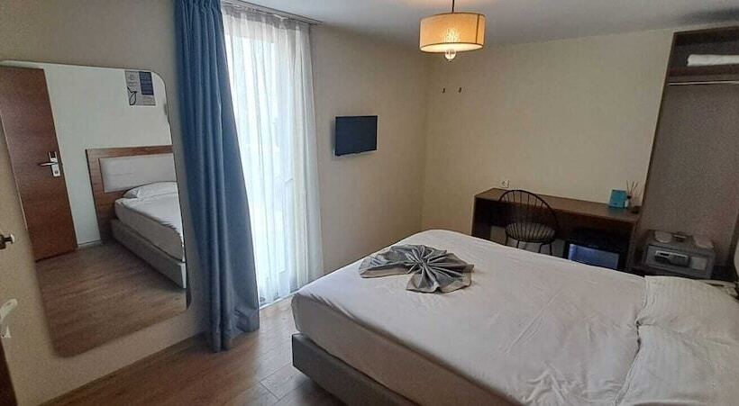 هتل Reikartz 2017