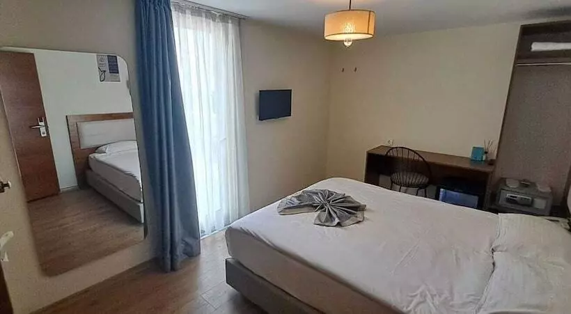 هتل Reikartz 2017