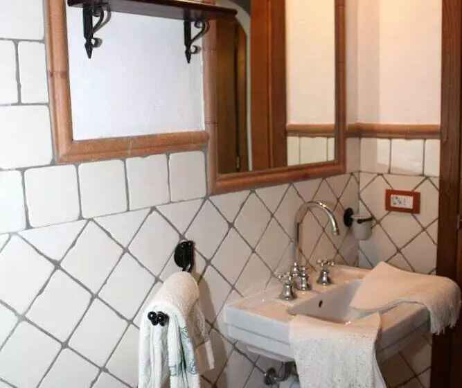 Hotelli Agriturismo Le Docce