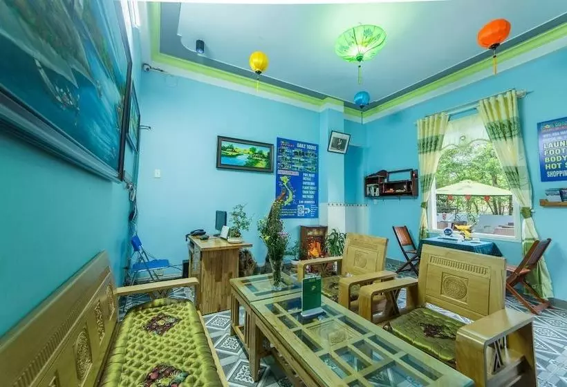 هتل Apricot Homestay