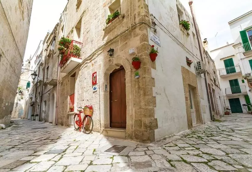 هتل B&b Borgo San Martino