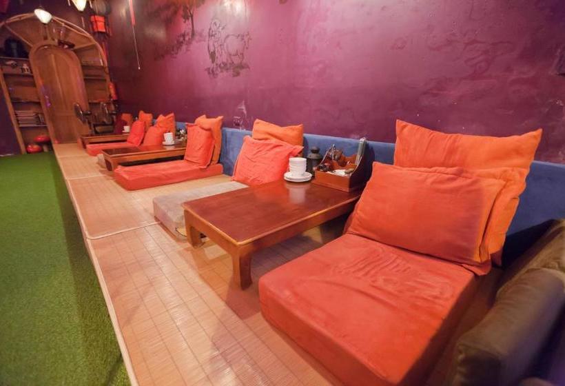 هتل Ha Noi Lantern Dorm Adults Only