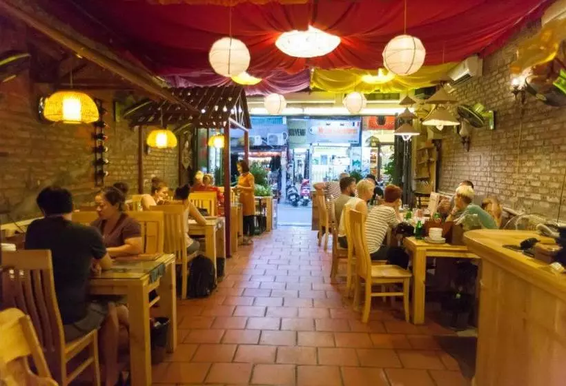 هتل Ha Noi Lantern Dorm  Adults Only