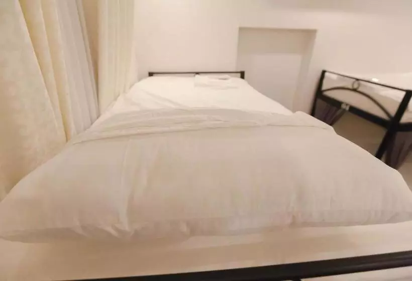 هتل Ha Noi Lantern Dorm  Adults Only