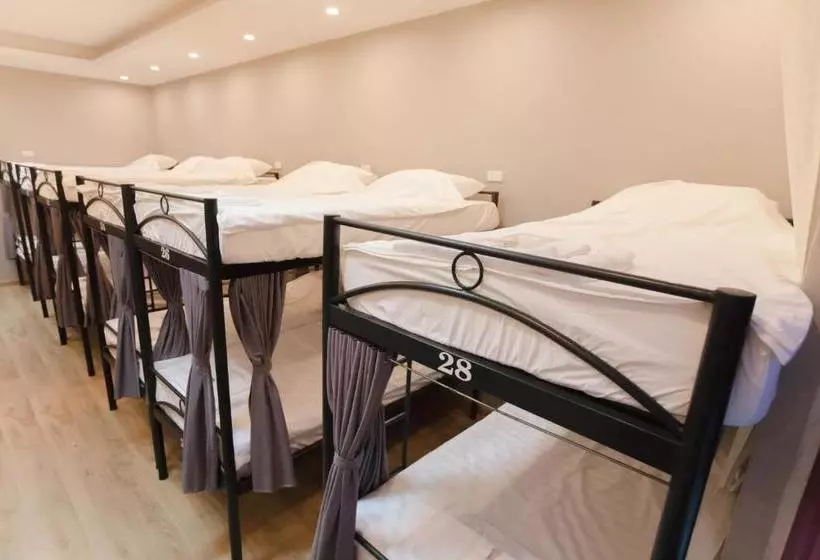 هتل Ha Noi Lantern Dorm  Adults Only