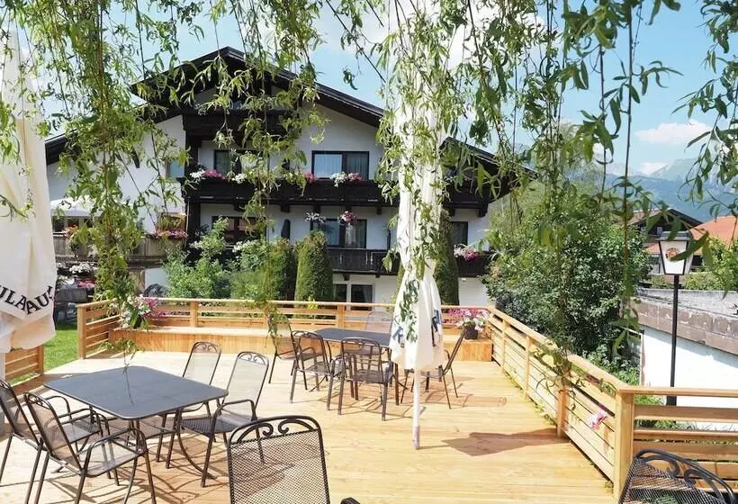 ホテル Haus Brabant