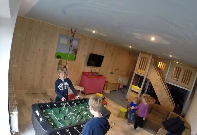 ホテル Haus Brabant