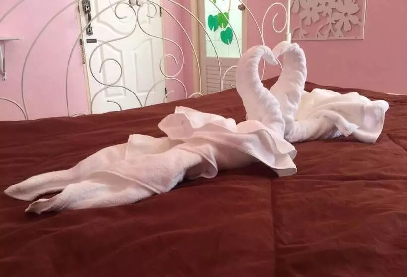 هتل Home Boutique