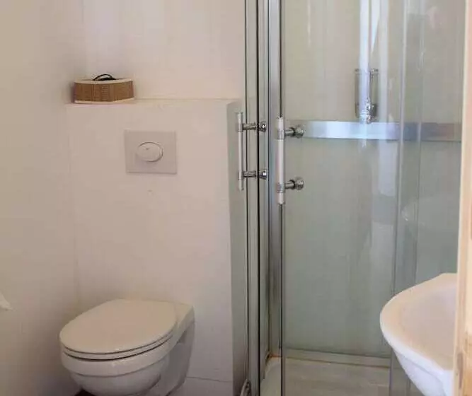 هتل Hótel á
