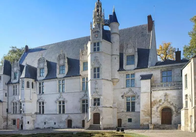 ホテル Hôtel Mercure Beauvais Centre Cathédrale