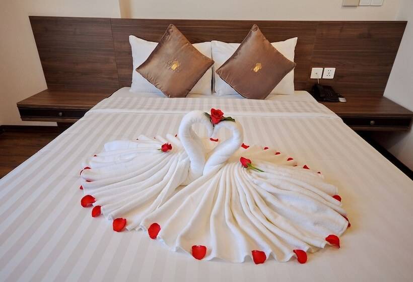 هتل Lenid Nha Trang