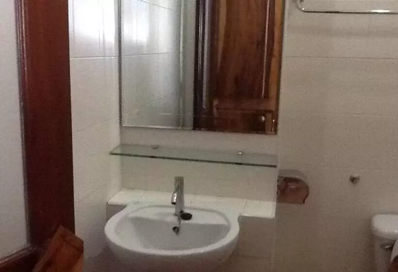 ホテル Lert Prasert House