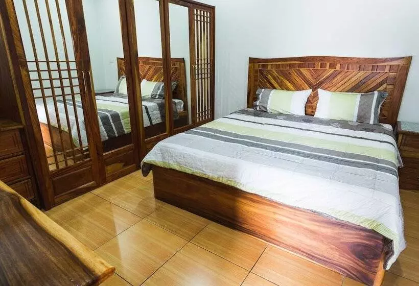 ホテル Lert Prasert House