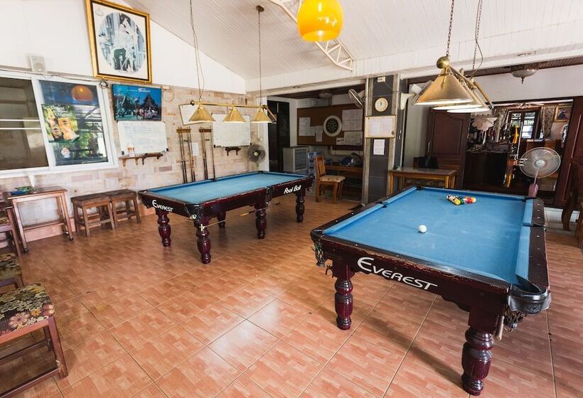 Otel Lert Prasert House