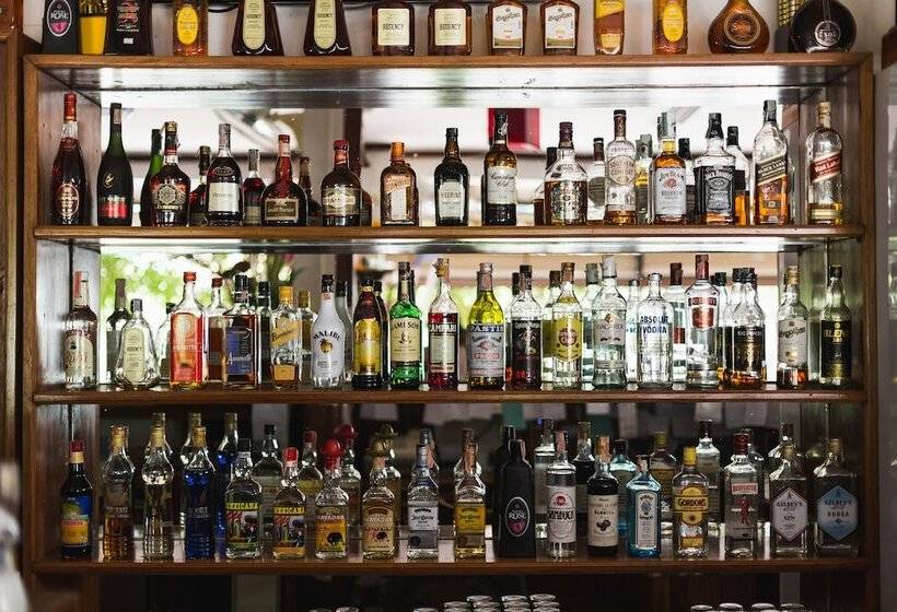 Otel Lert Prasert House