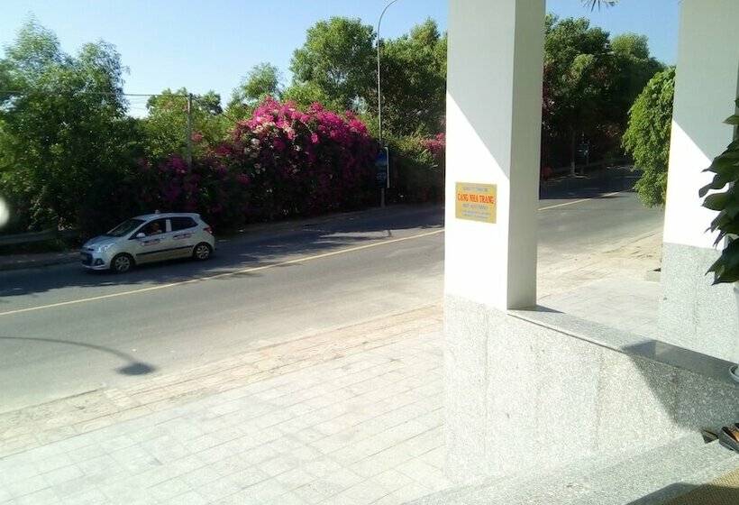 هتل Nha Trang Harbor Apartments &