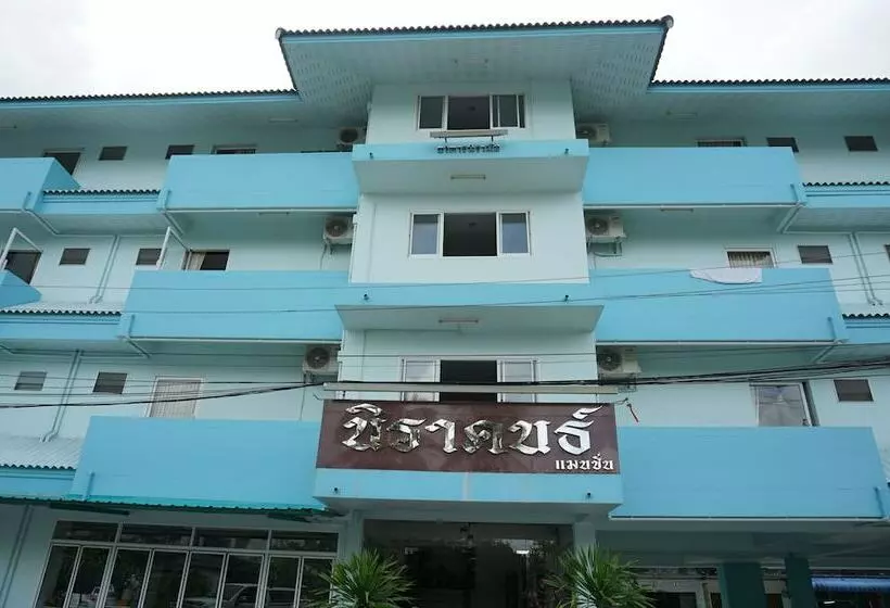 هتل Nirakon