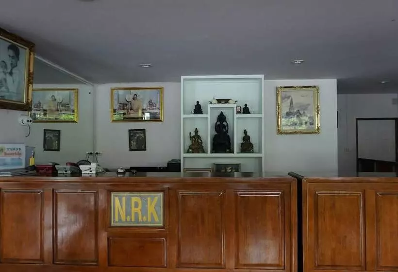 هتل Nirakon