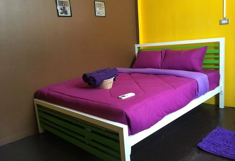 בית מלון כפרי Resting Place Hostel