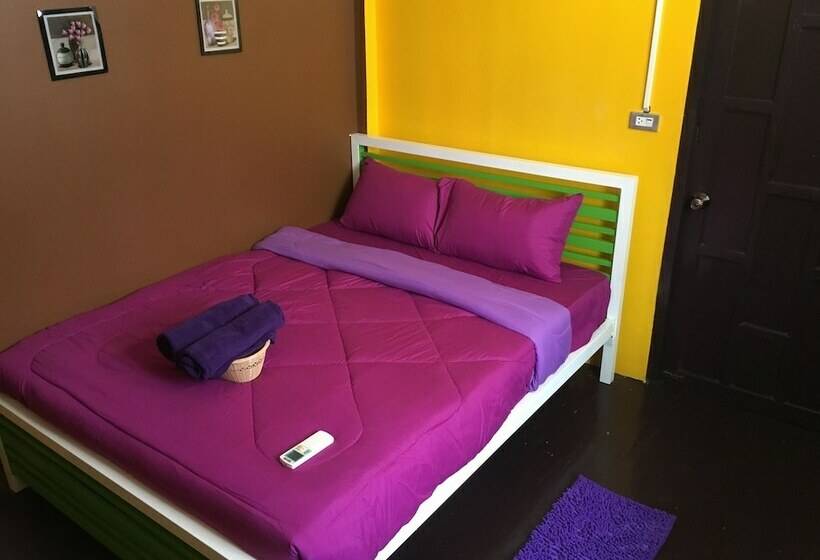 בית מלון כפרי Resting Place Hostel