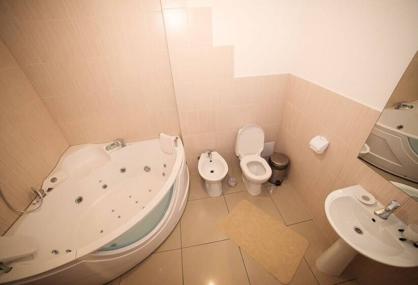 Jam Hotel Truskavets