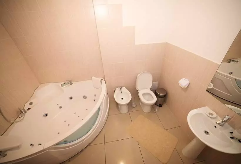 Jam Hotel Truskavets