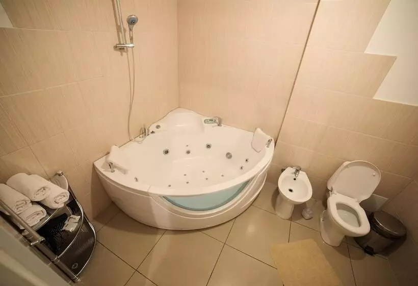 Jam Hotel Truskavets