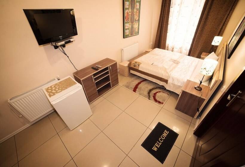 Jam Hotel Truskavets